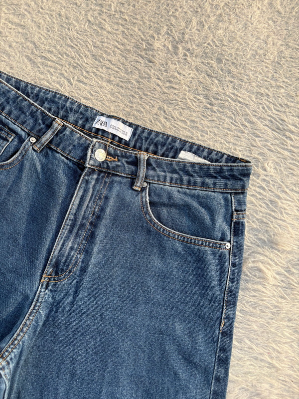 High waisted denim jeans by ZARA 21 W-32