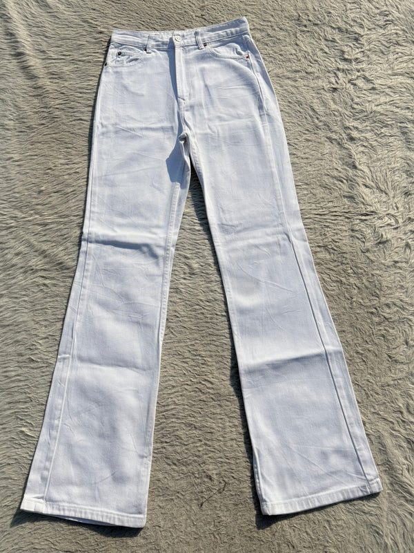 High waisted denim jeans by Stradivarius W-28