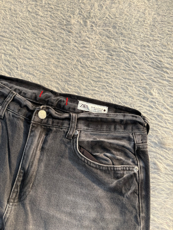 High waisted denim jeans by ZARA 38 W-32
