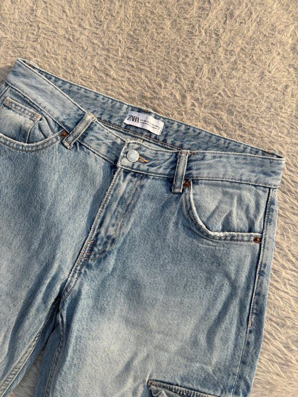 High waisted denim jeans by ZARA 35 W-32