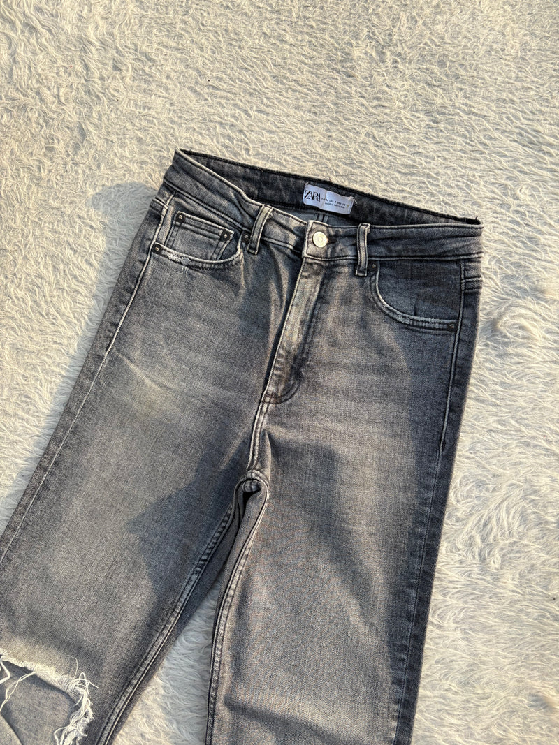 High waisted denim jeans by ZARA 22 W-26