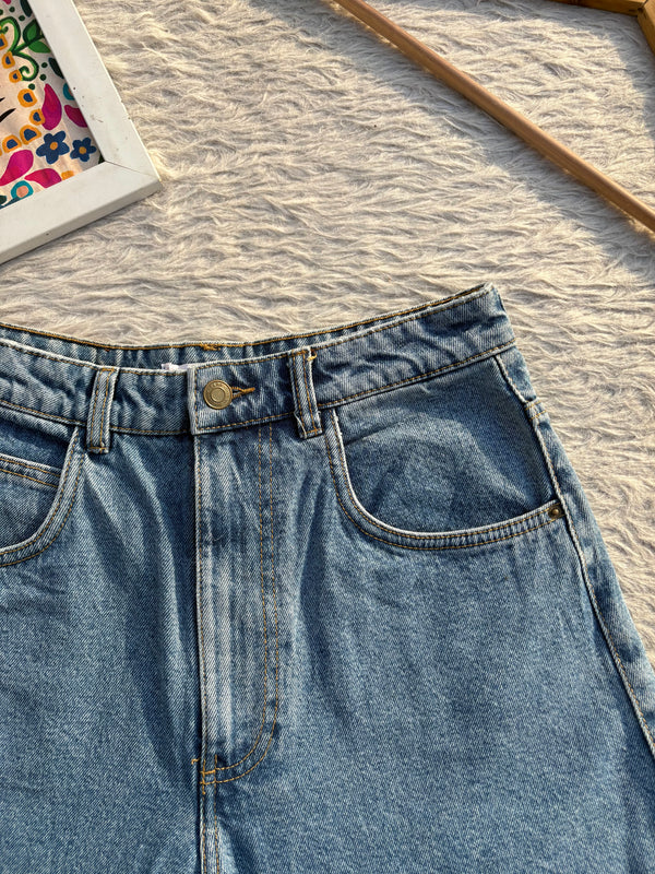 Shorts by ZARA 05 W-28
